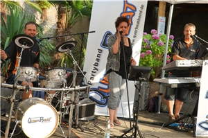 Band QuerBeat_3.jpg Band QuerBeat_3.jpg